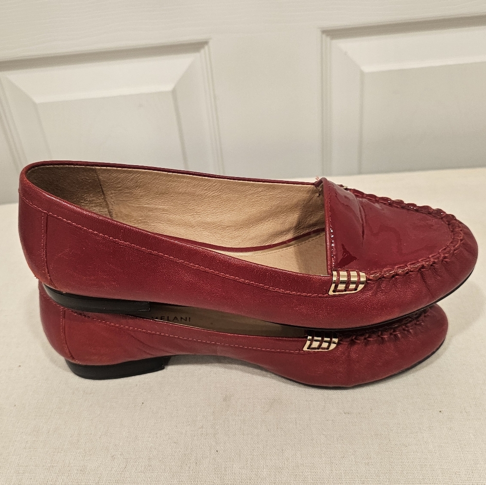 ANTONIO MELANI Women's Candy Apple Red Patent Leather Slip-On Flats Size-7.5 - Picture 3 of 11